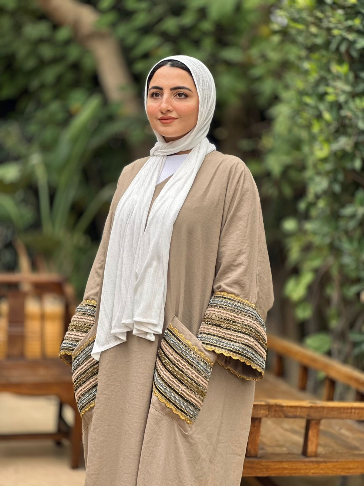 Nujoom Beige Abaya ✨