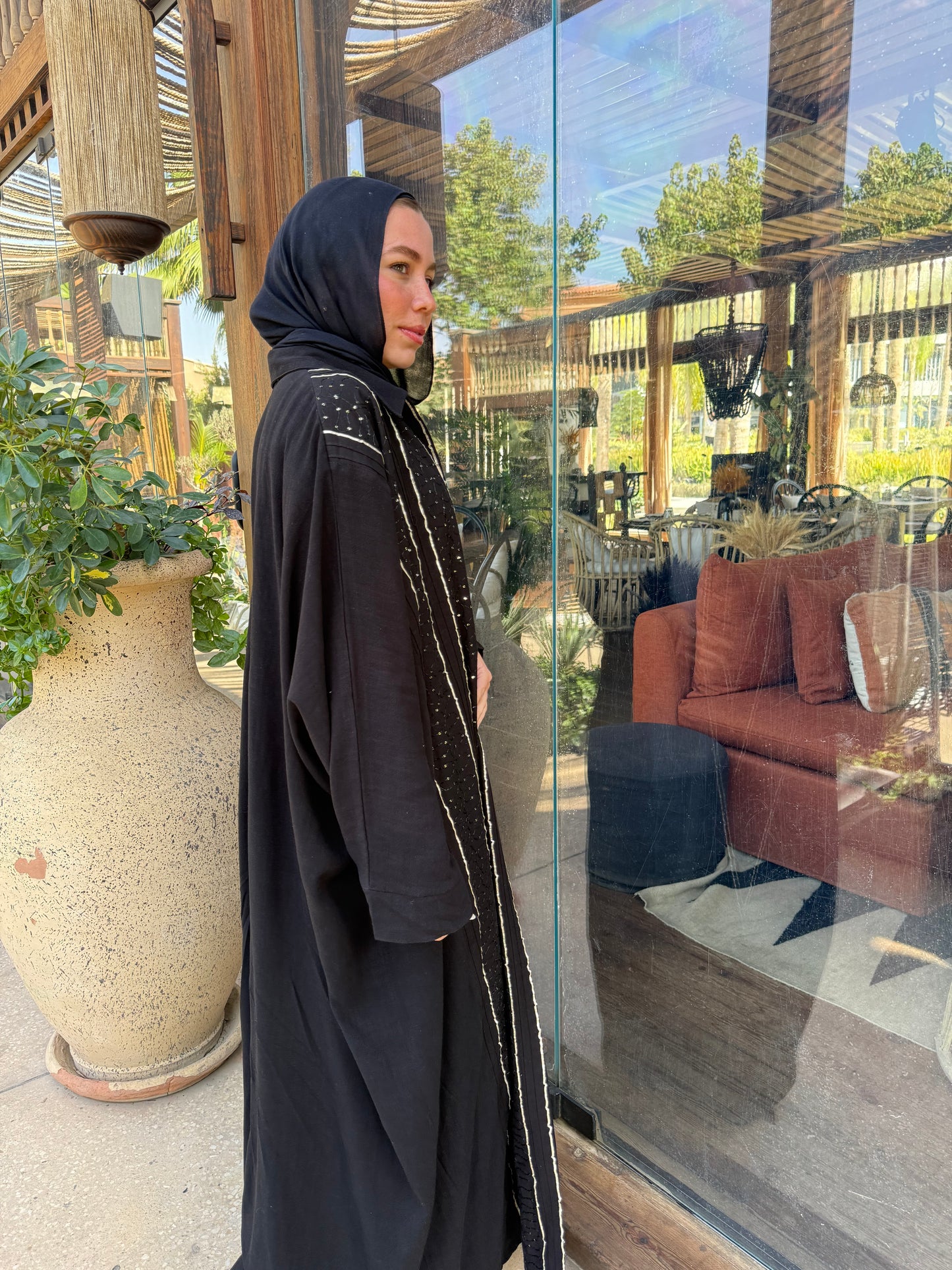 Saj Noir Closed Linen Abaya🖤