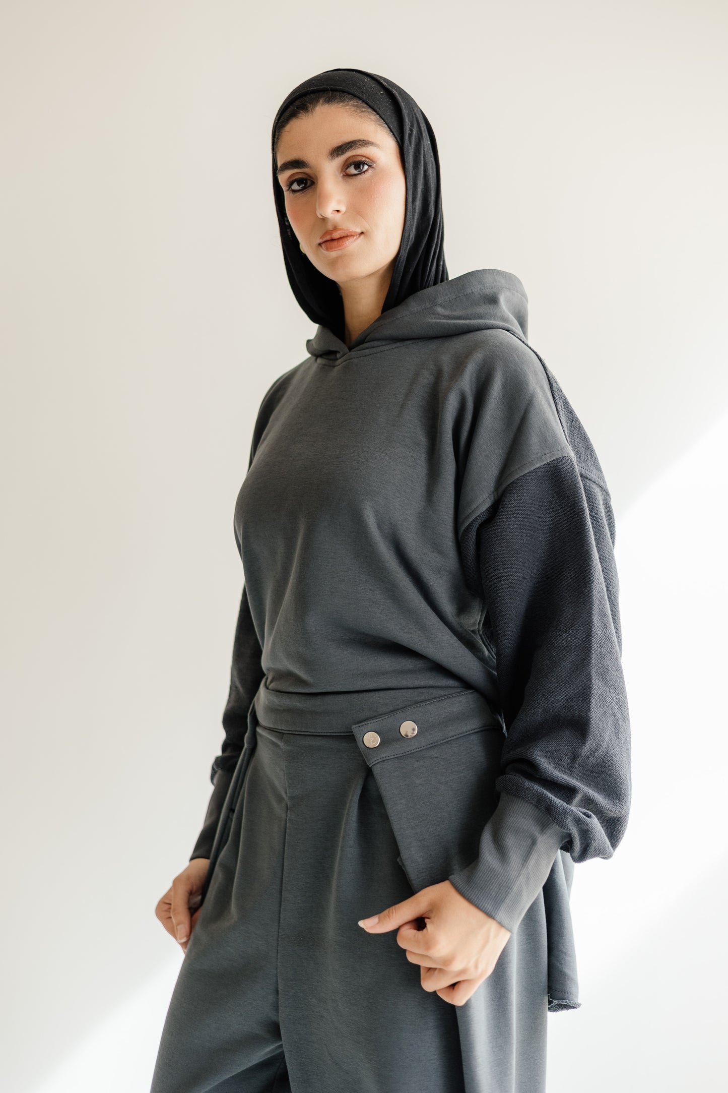 The Power Essential Set (gray)