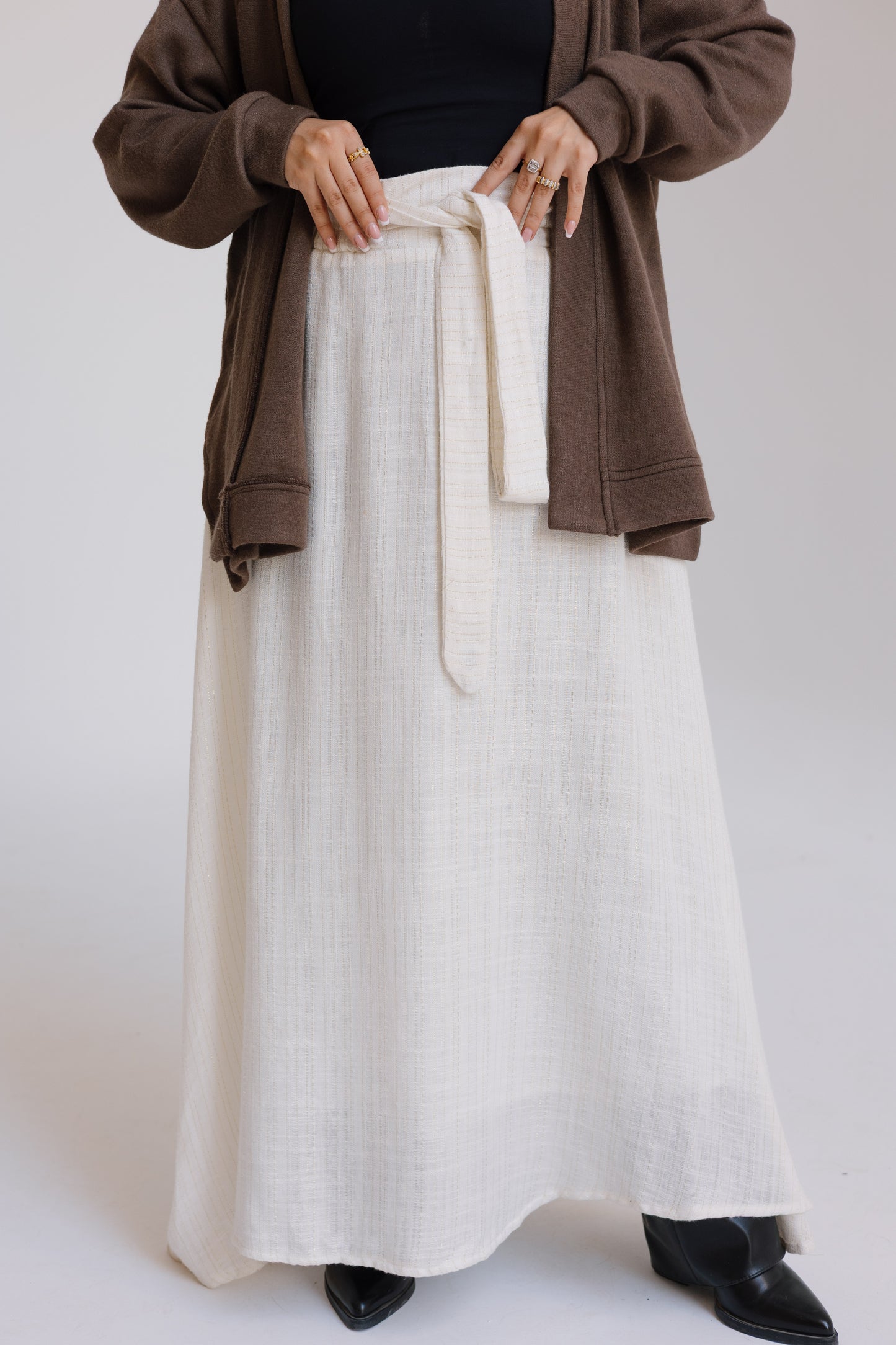 ✨ The Winter Glow Linen Skirt