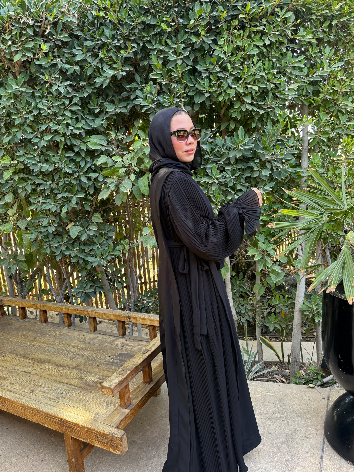 Black Pleated abaya