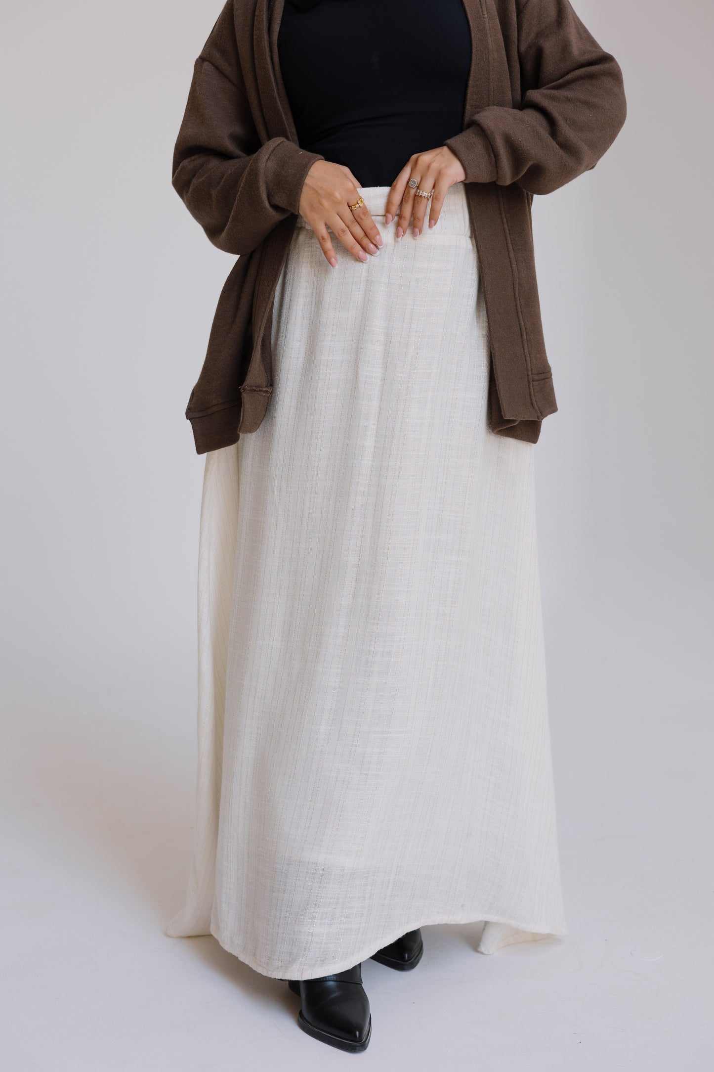 ✨ The Winter Glow Linen Skirt