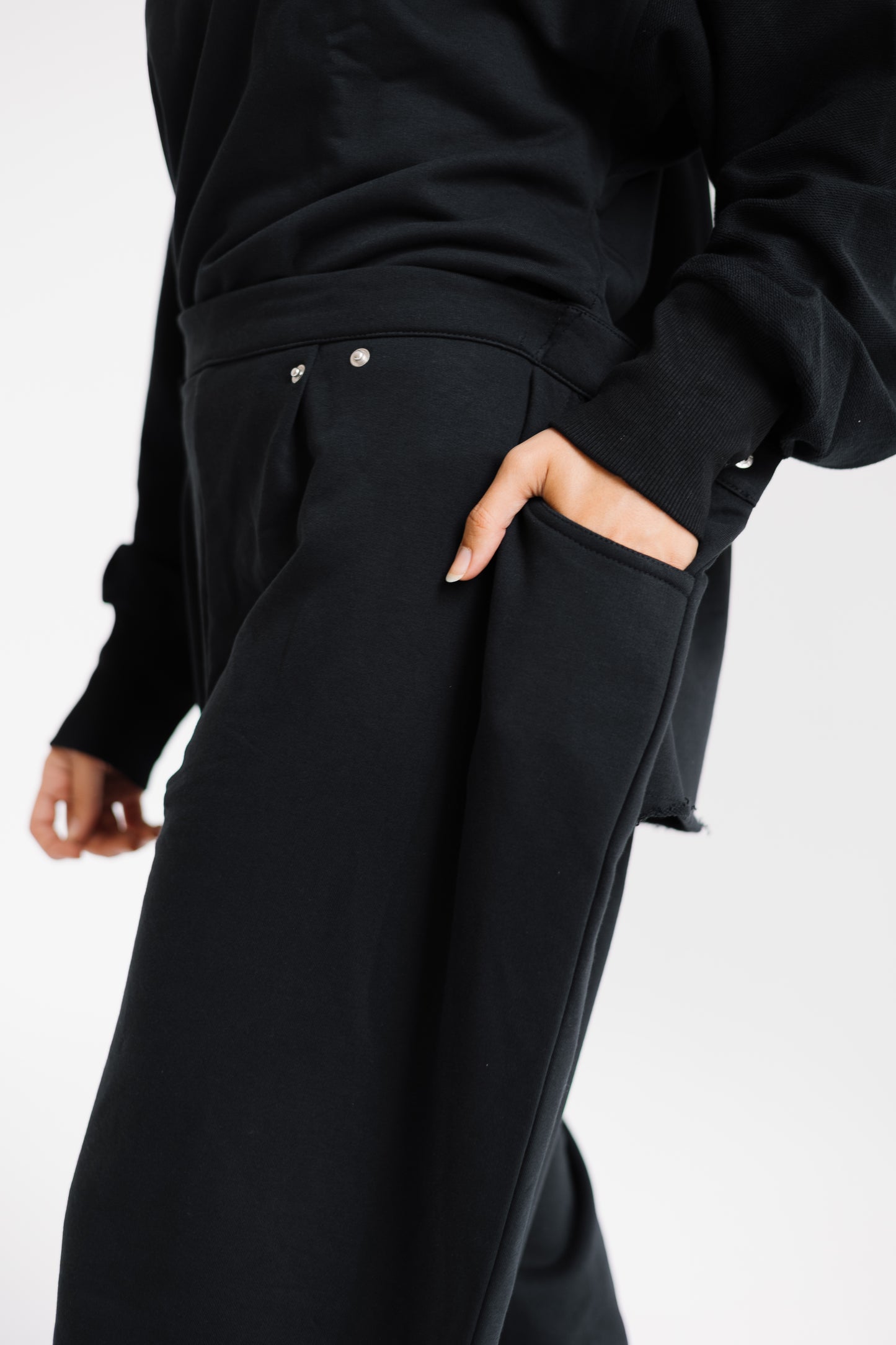 The Power Essential Set (Black)