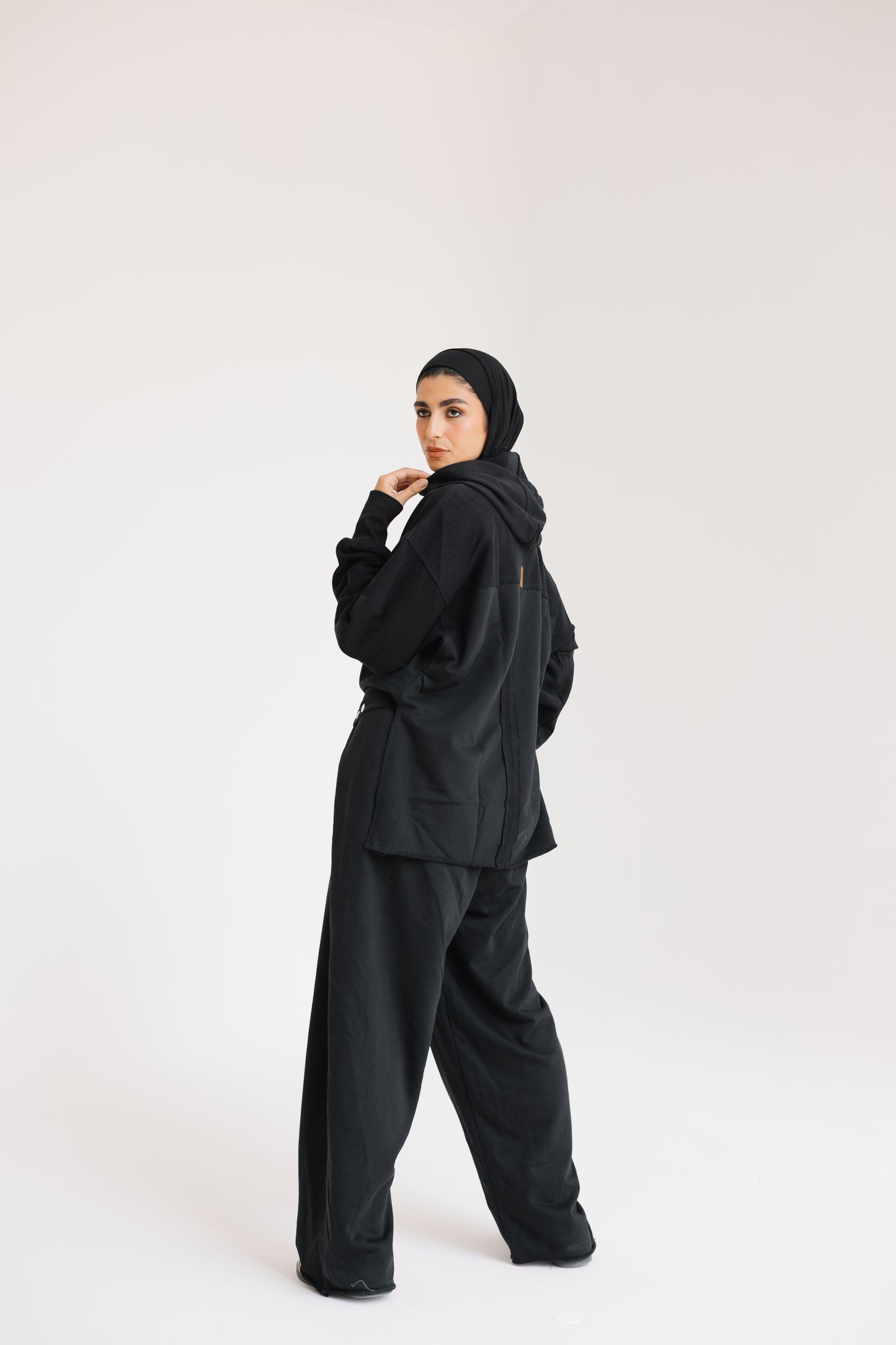 The Power Essential Set (Black)