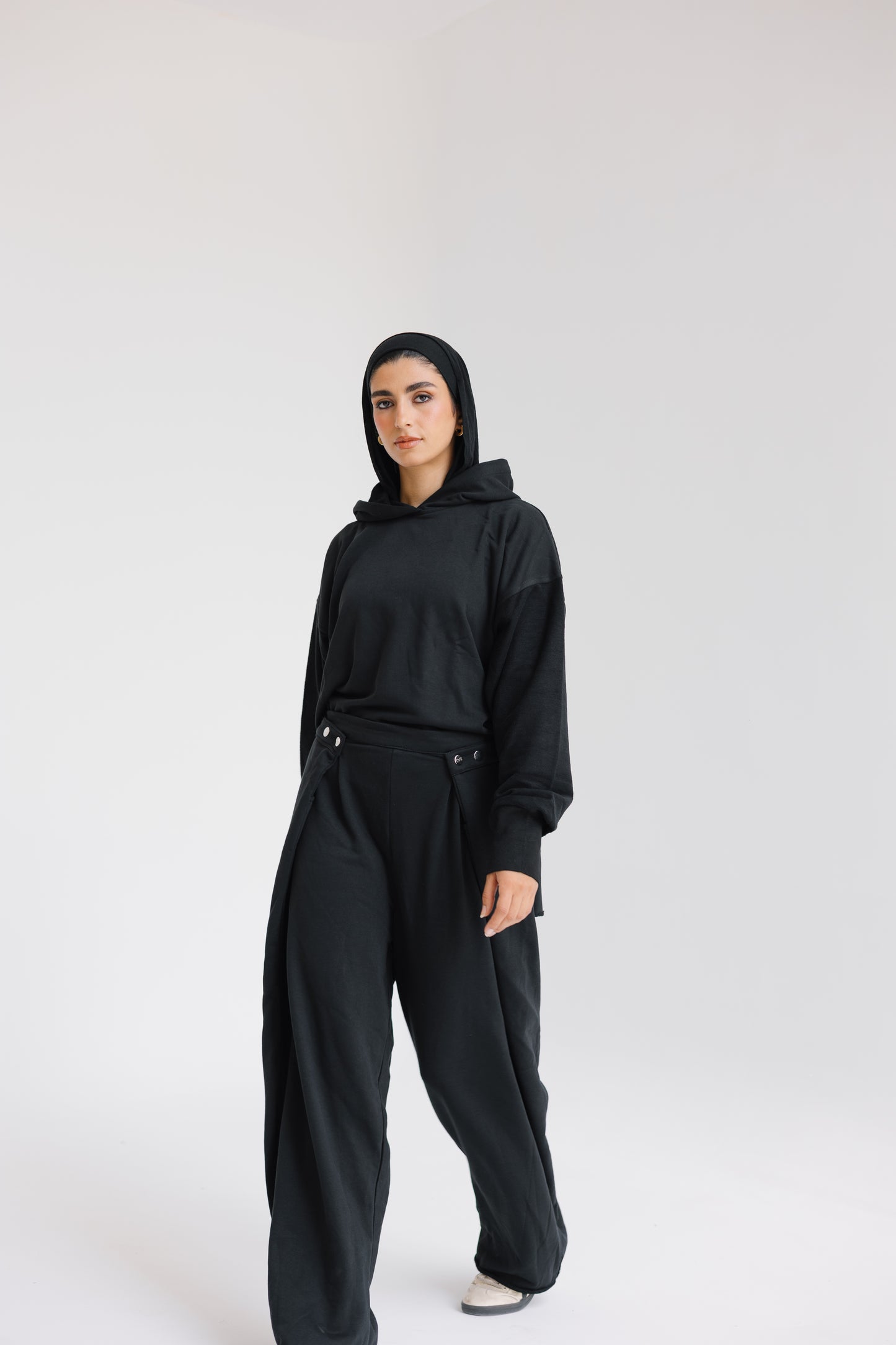 The Power Essential Set (Black)