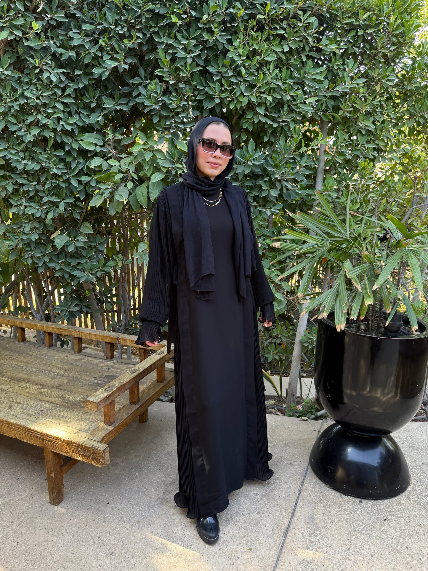 Black Pleated abaya