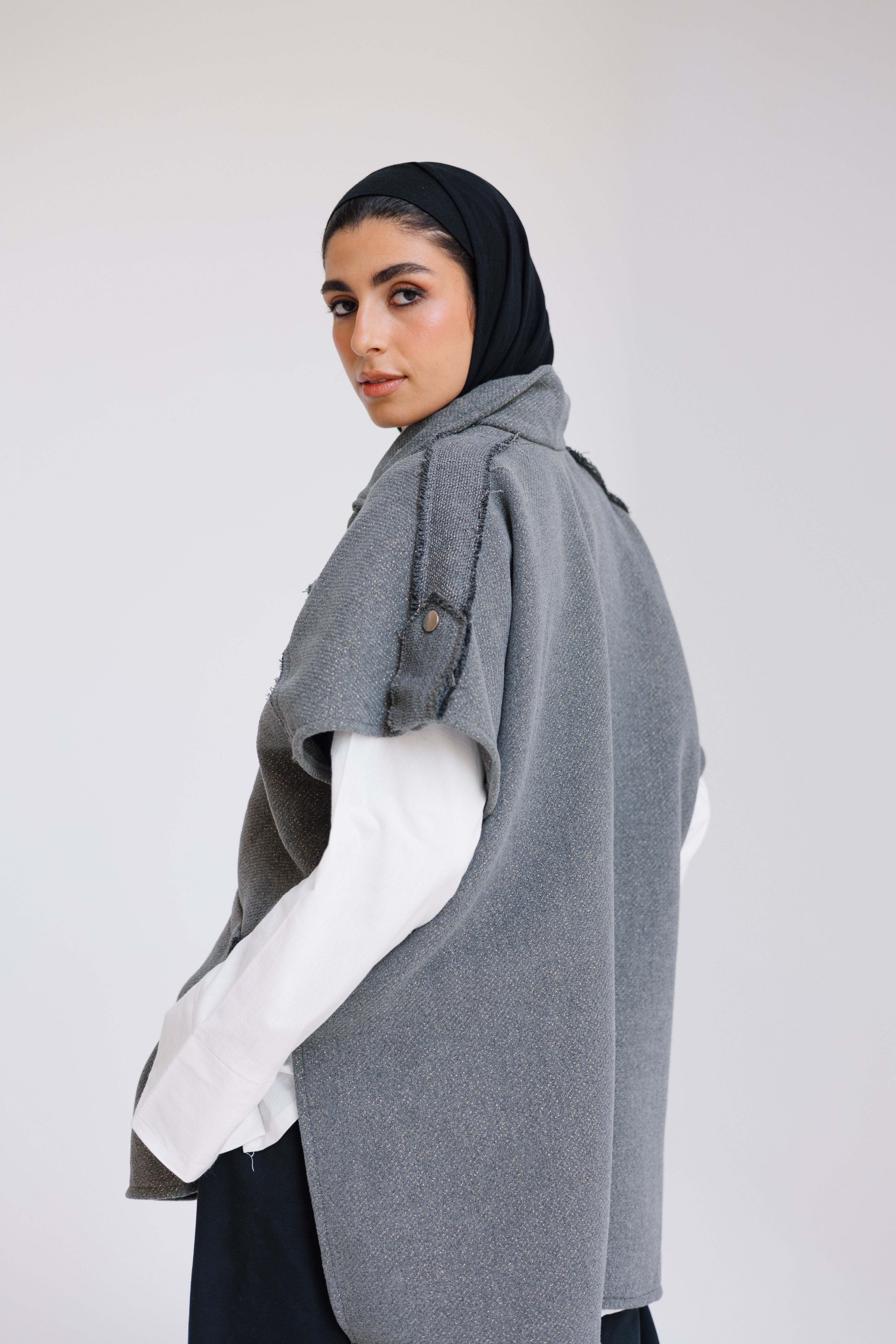 The Glamour Modest Vest – Saj