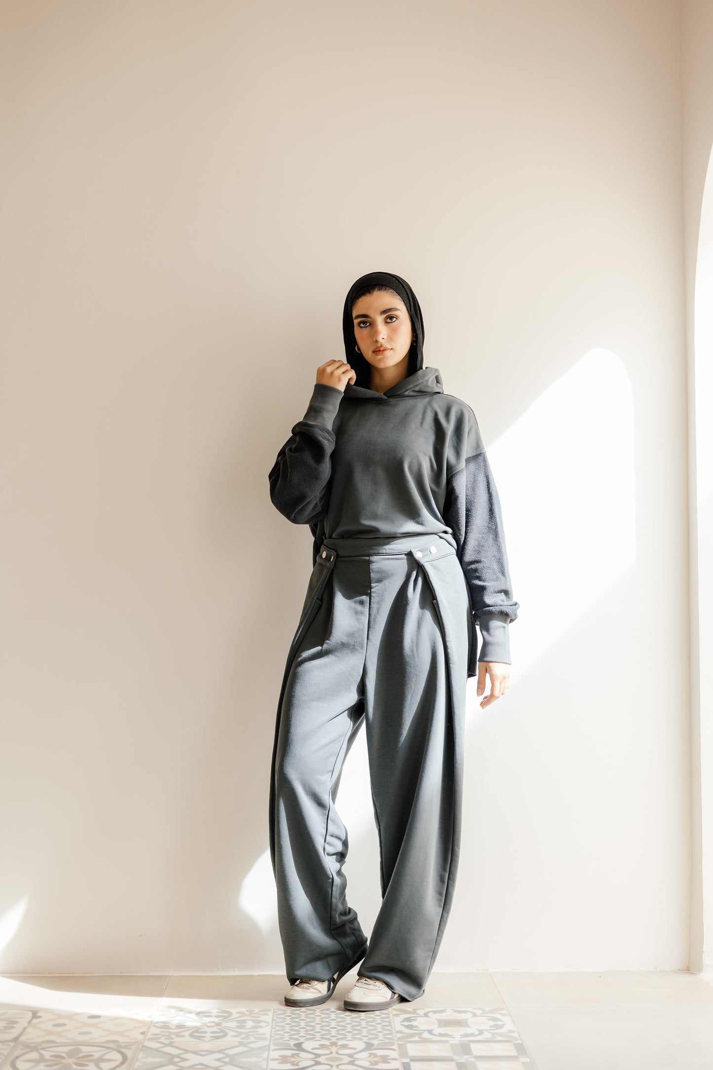 The Power Essential Set (gray)