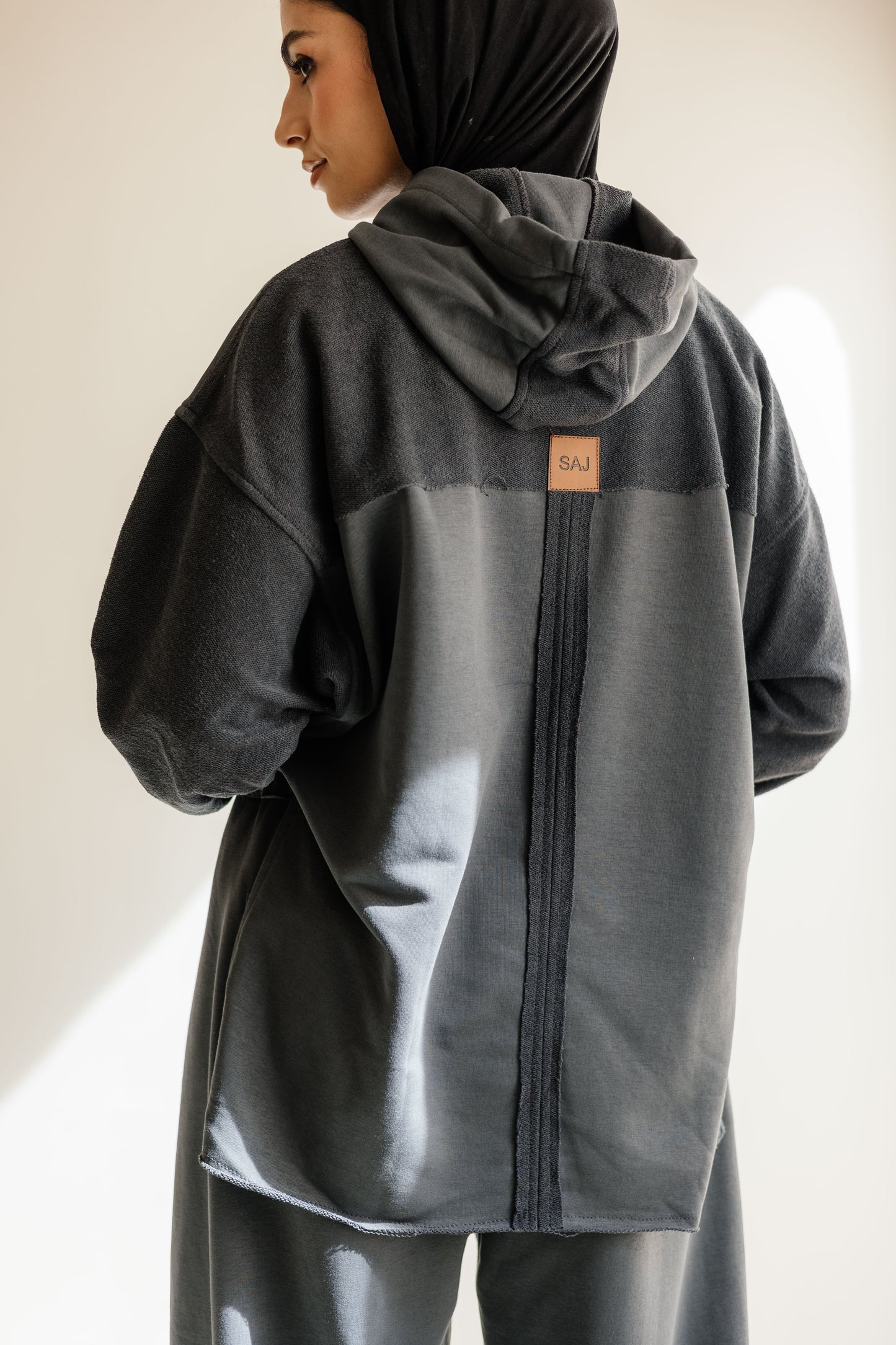 The Power Essential Set (gray)