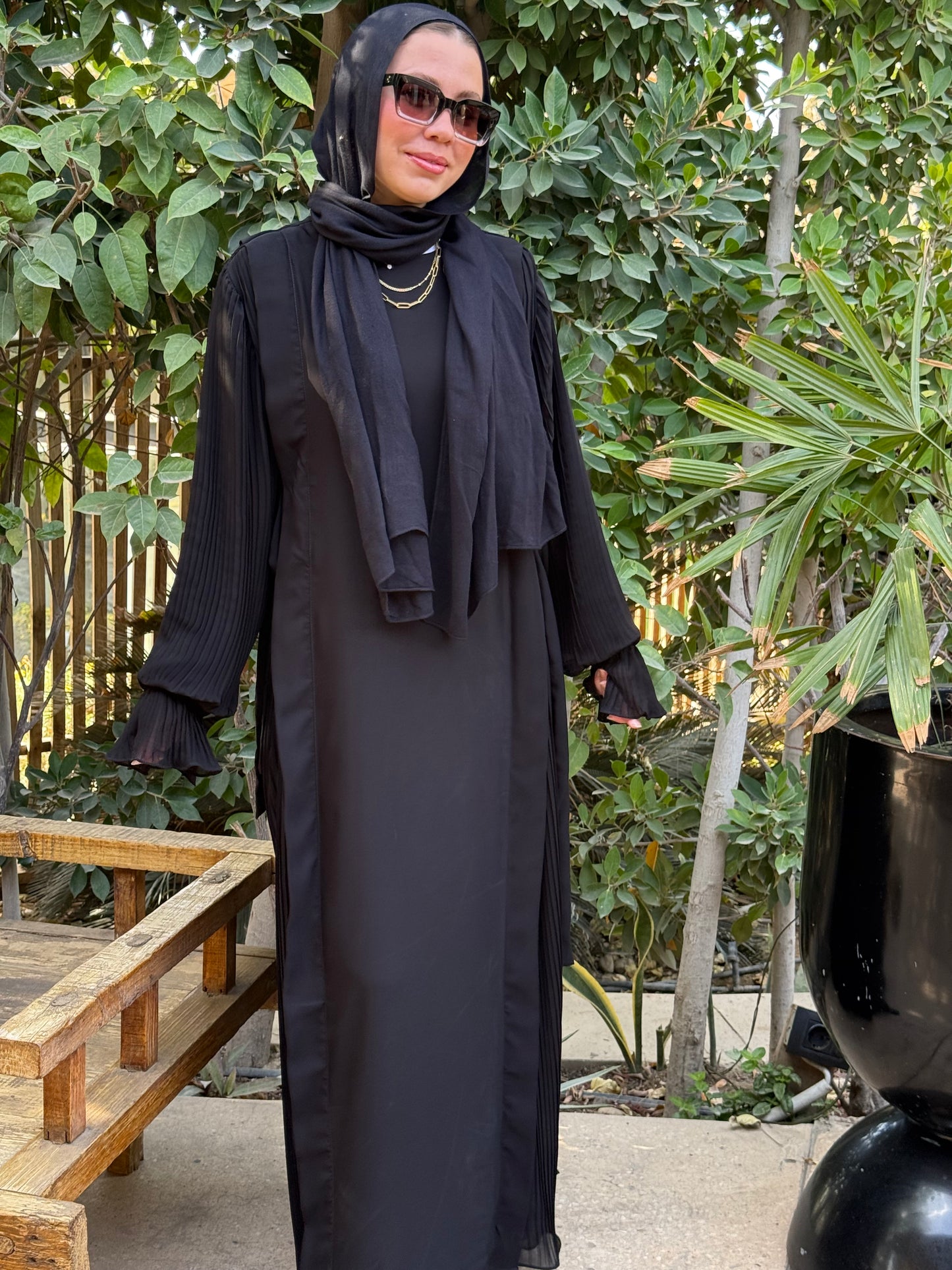 Black Pleated abaya