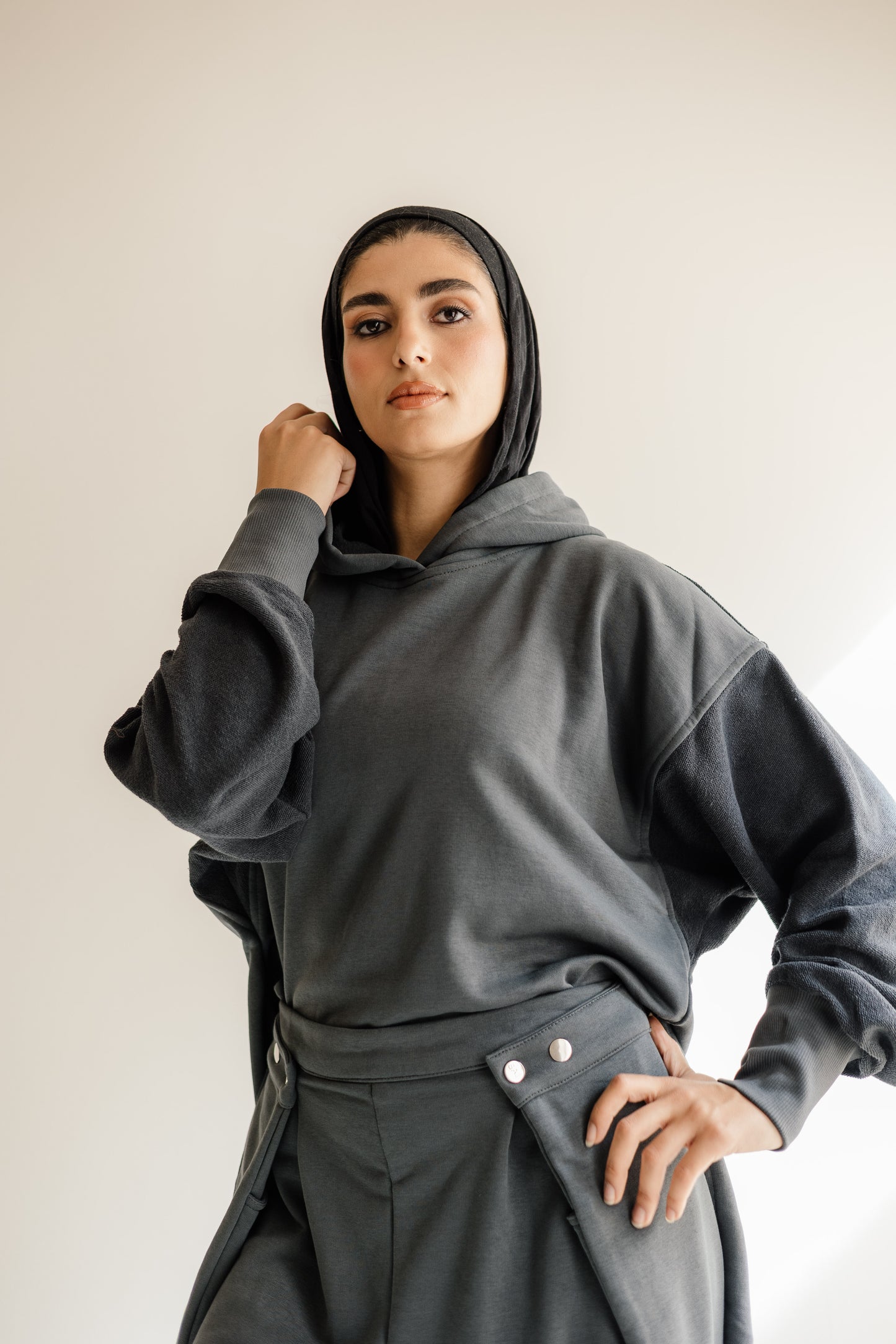 The Power Essential Set (gray)